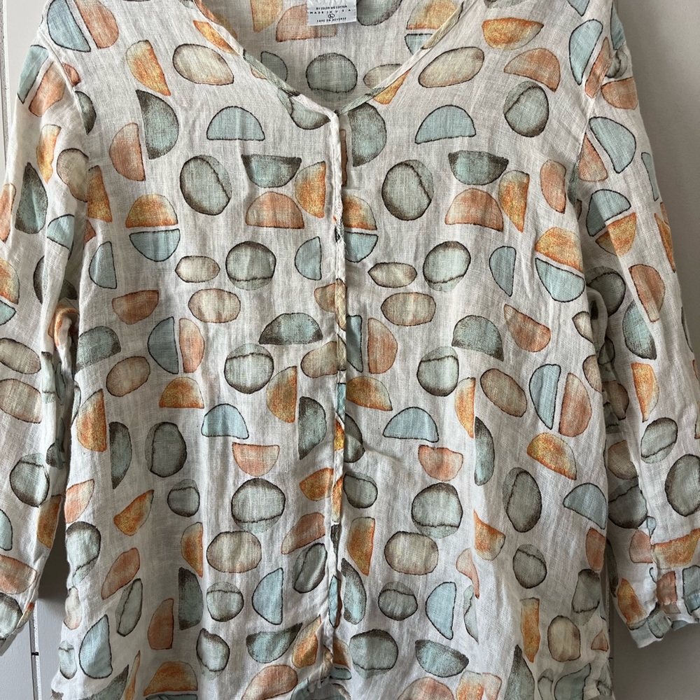 Abstract Patterned Blouse - Picture 3 of 7